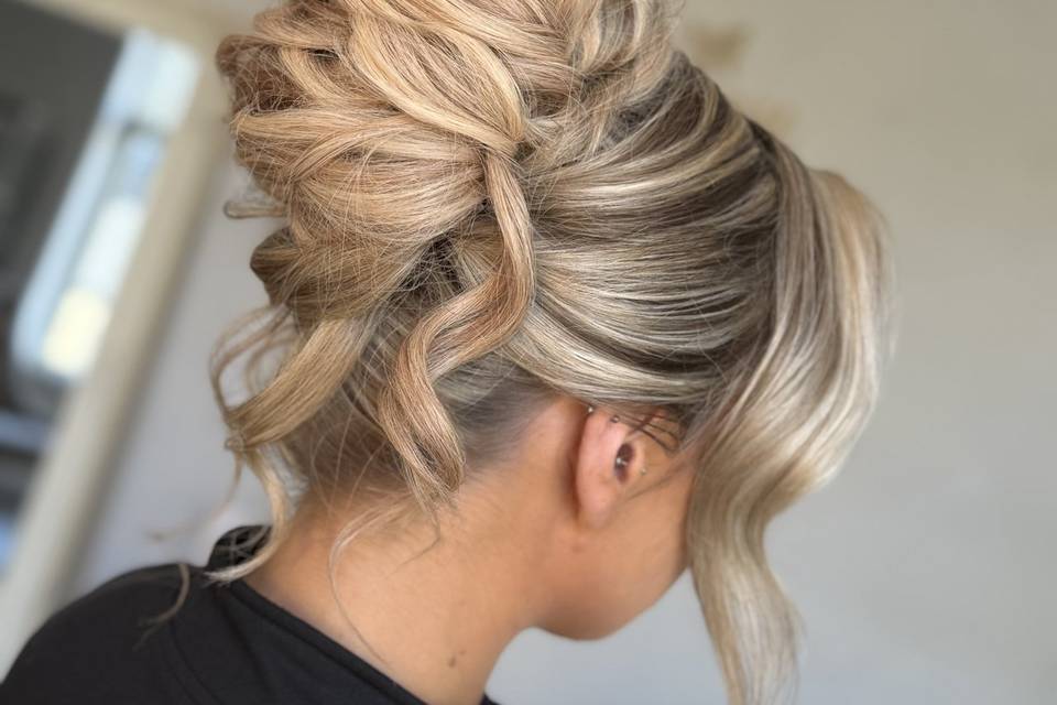 Pammy Updo. ✨
