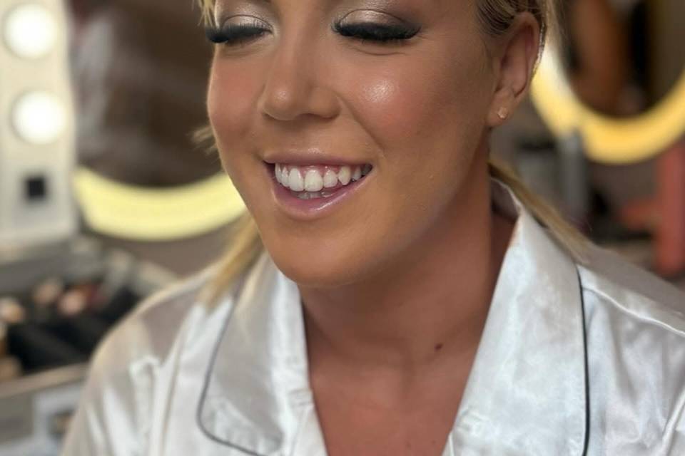 Full Glam.