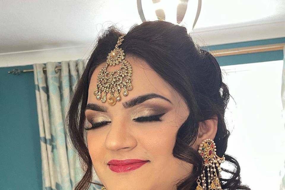 Bridal make up