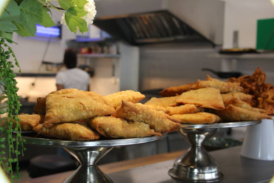Jumbo samosas