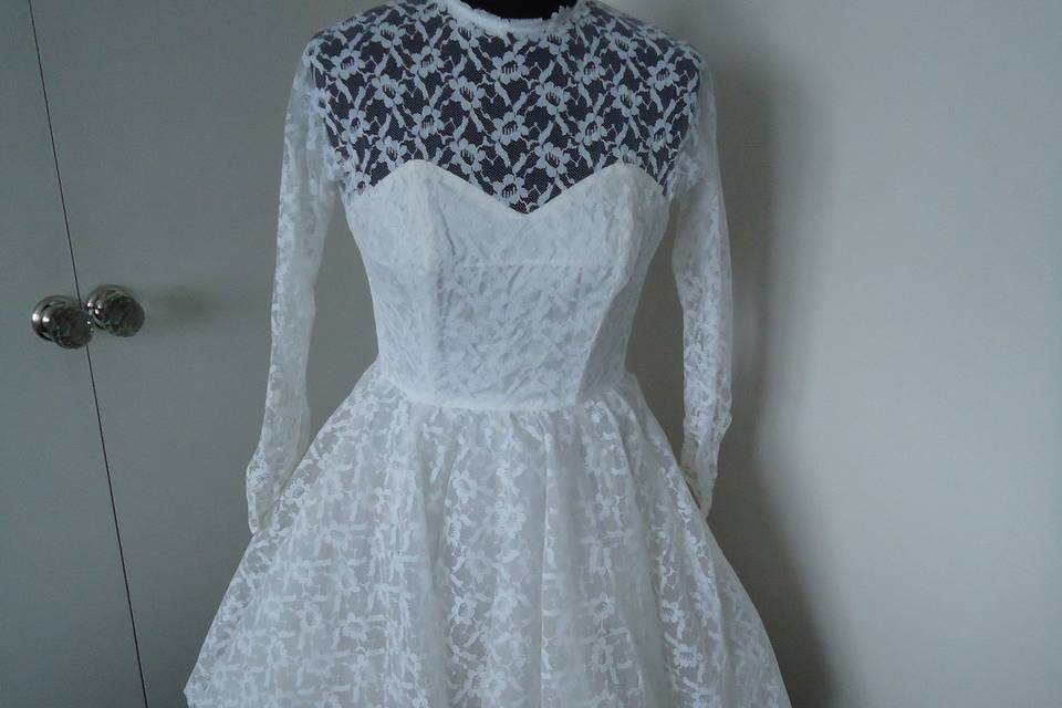 1950s vintage wedding dress