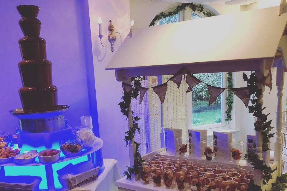 Chocolate fountain and sweets