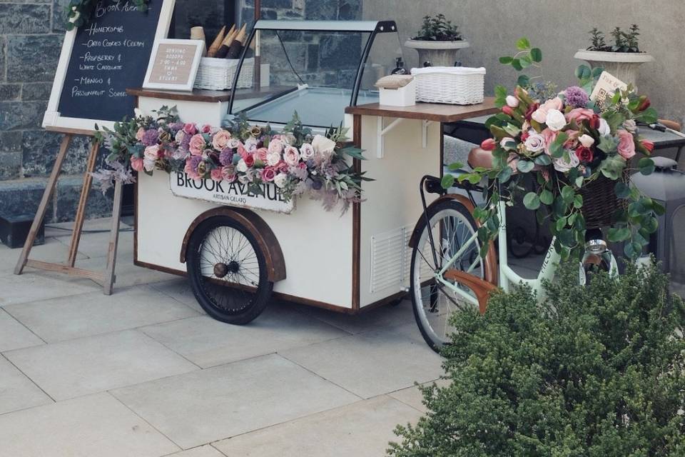 Gelato Cart : Pink florals