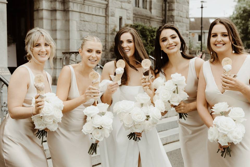 Bride & bridesmaids!