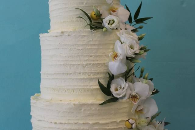 Ewing Cakes - Custom Artisan Cakes and Dessert Catering Services