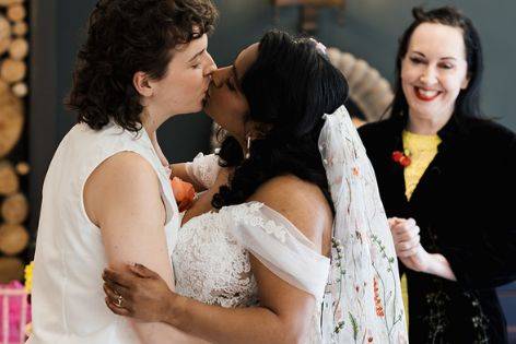 LGBTQ Wedding CelebrantCeke