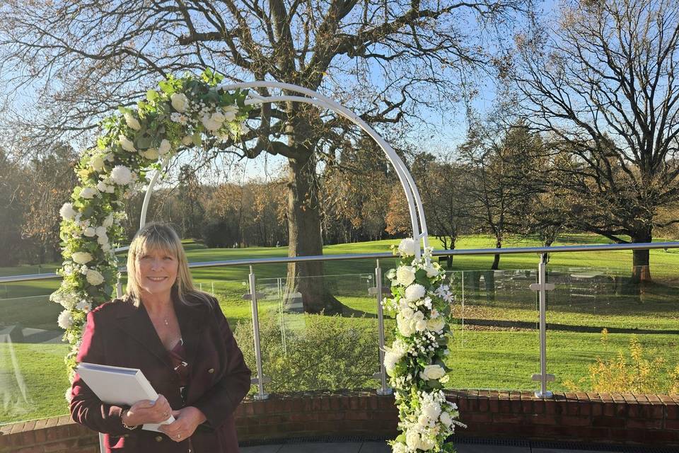 November outdoor ceremony