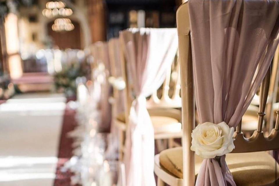 Aisle decor