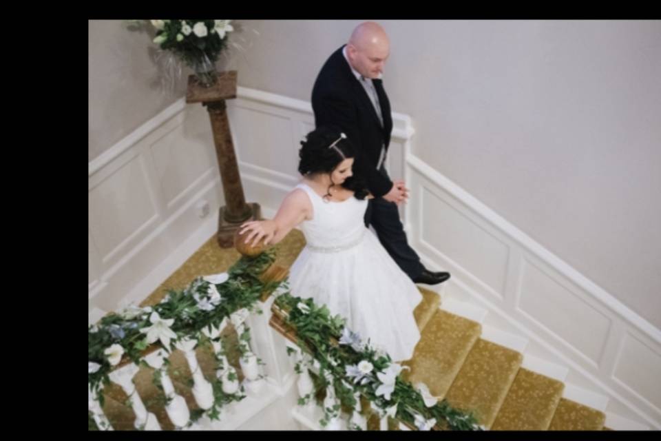 Sweeping staircase