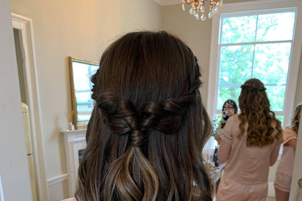 Relaxed bridal updo