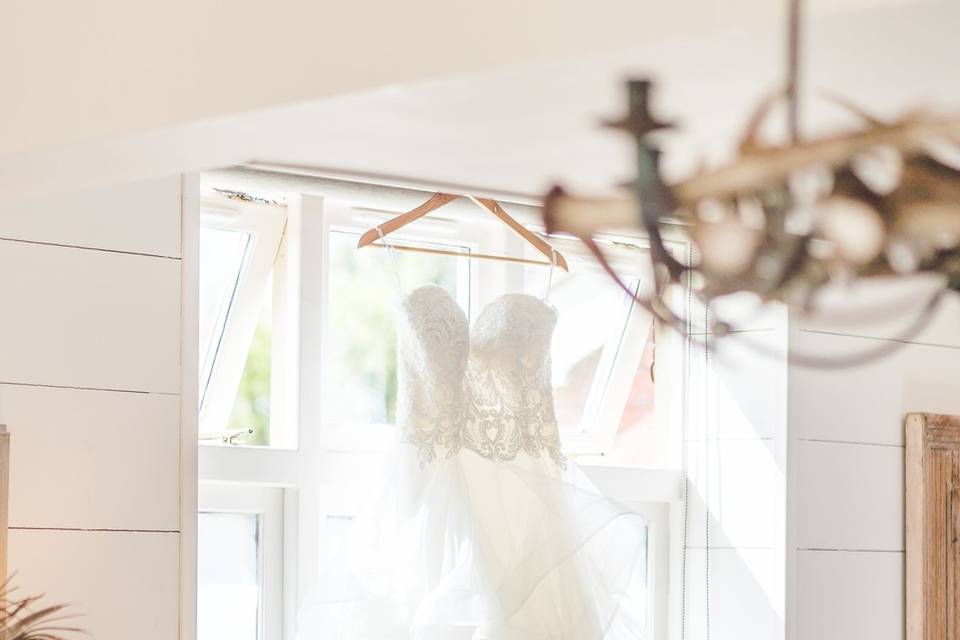 Light Airy Weddings
