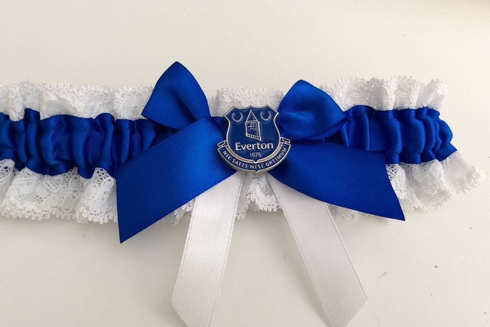 Football theme garter