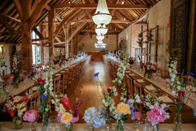 Rustic trestle table layout