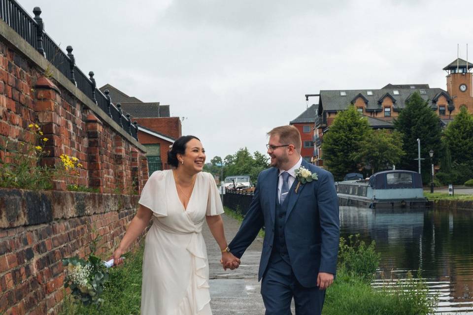Couple on the canal