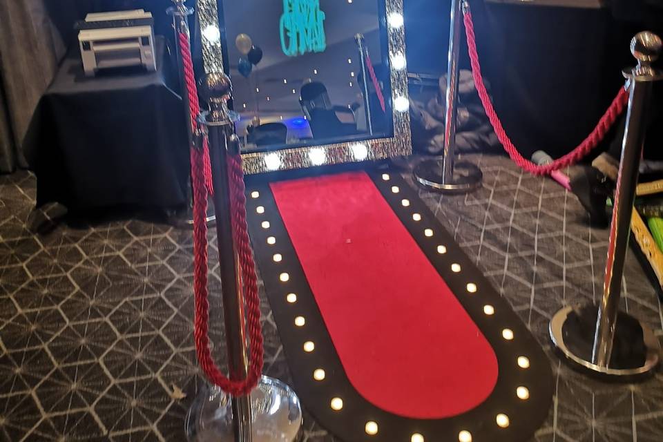 Magic mirrors and 360 booths