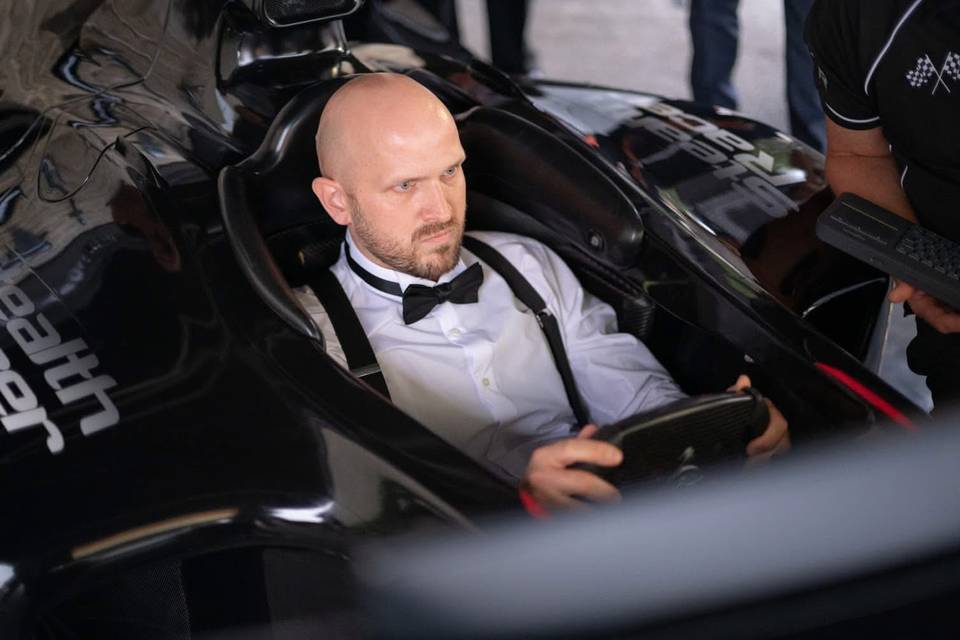 Groom setting fastest lap