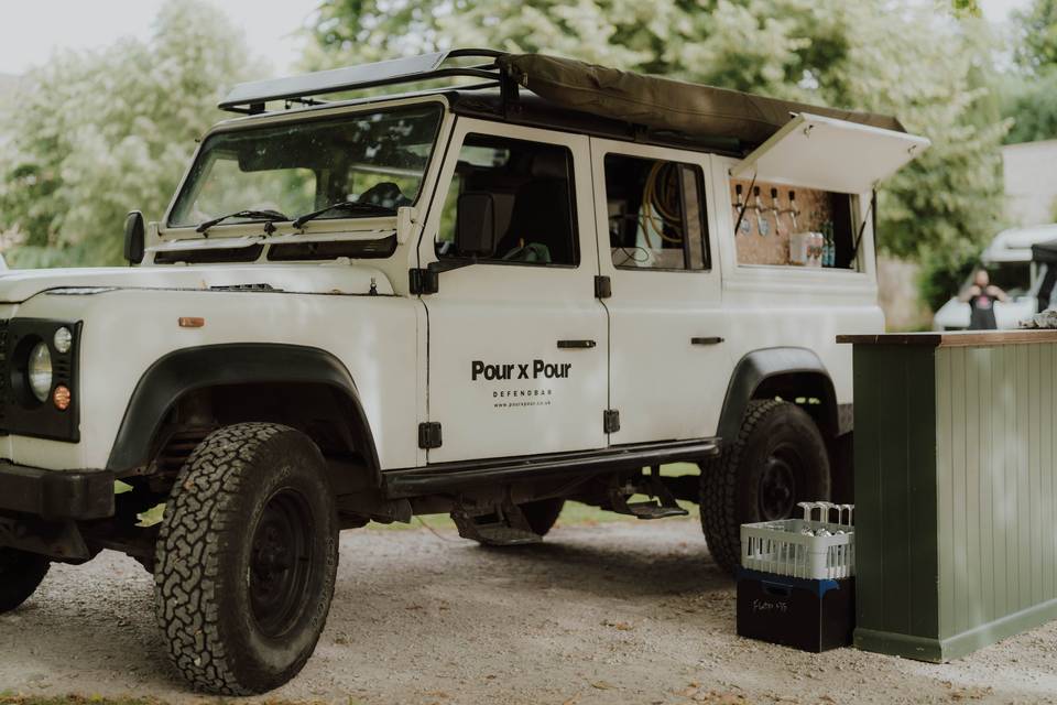 Pour X Pour beer bar