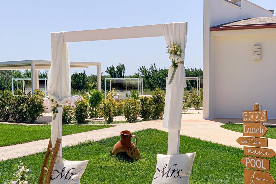 Civil ceremony at Masseria
