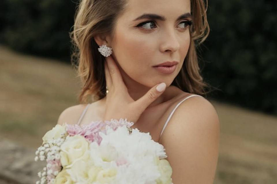 Effortless wedding beauty