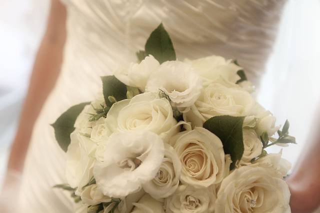 Classic white bouquet
