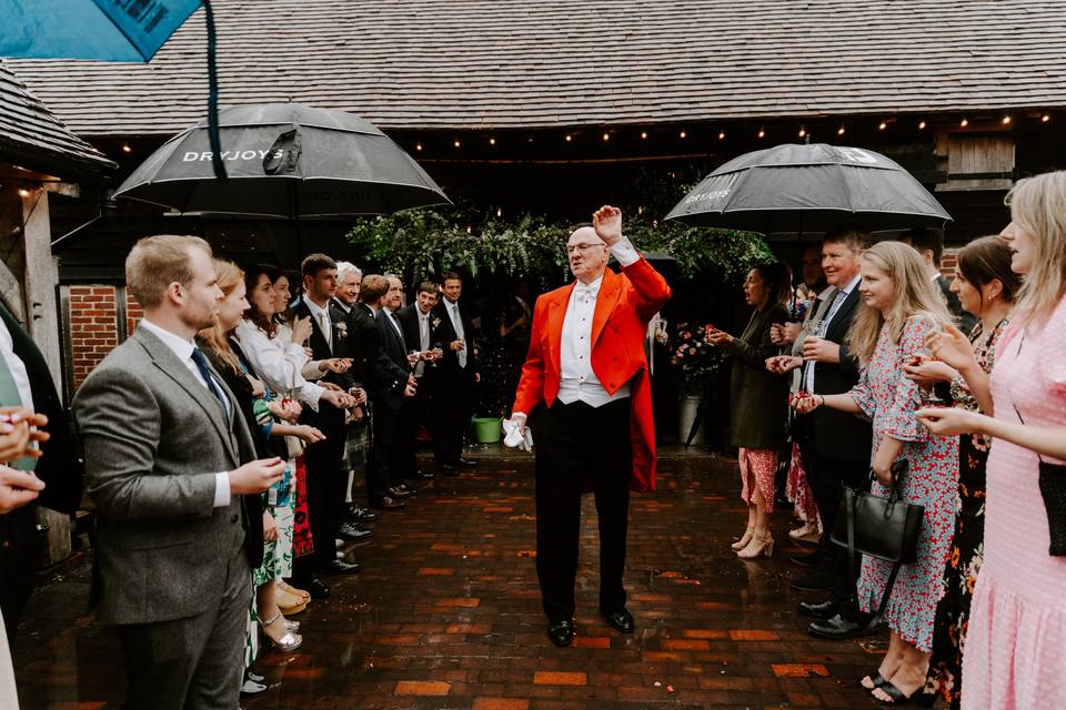 Wedding toastmaster announces