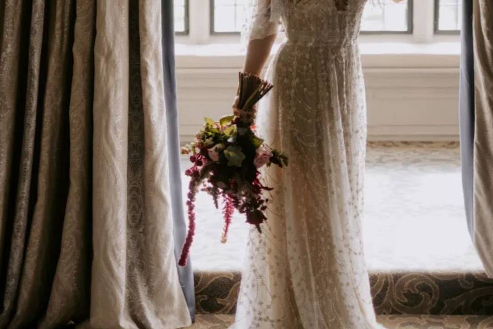 Bridal portrait at Rhinefield