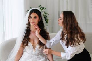 Vosophie bridal makeup & hairstyle