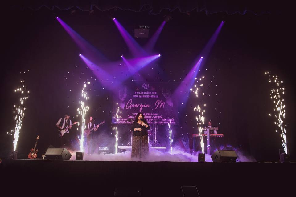 Georgie Mason Vocalist