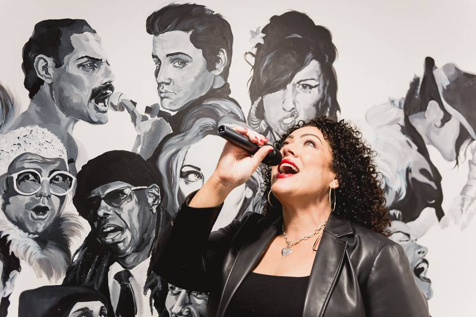 Georgie Mason Vocalist
