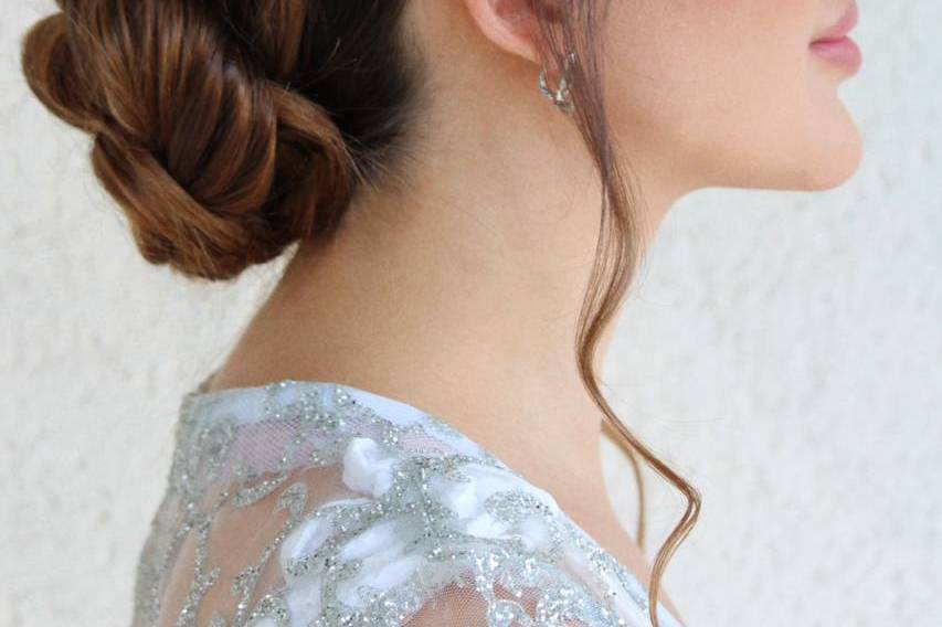 Romantic Bridal Hairstyle
