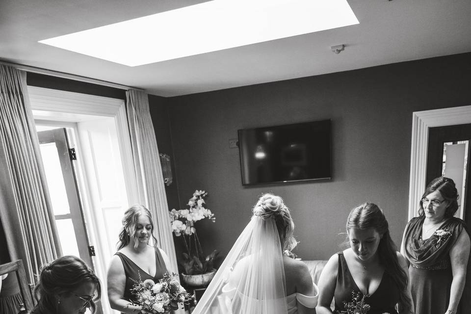 Manor House Lindley Bride Prep