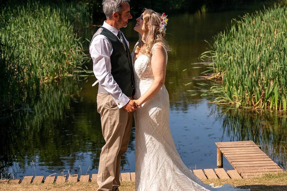 Lakeside couple pic