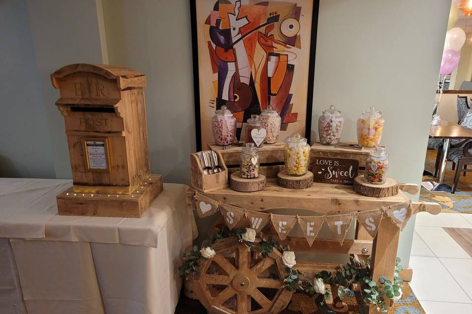 Rustic wedding decorations