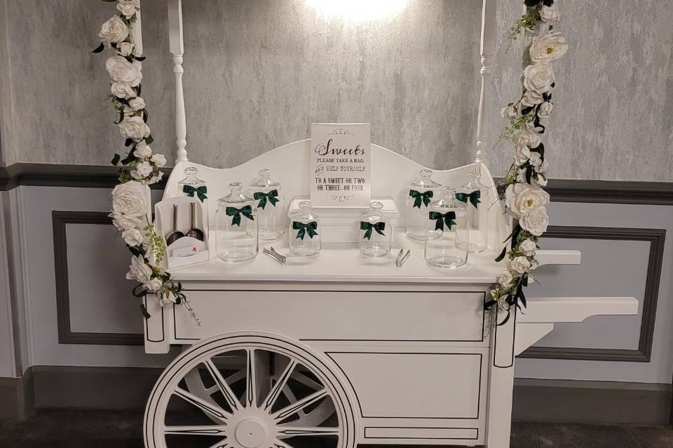 Dry hire sweet cart