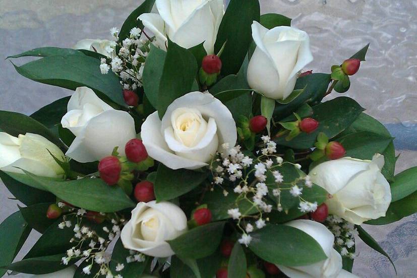 White rose and Hypericum posy