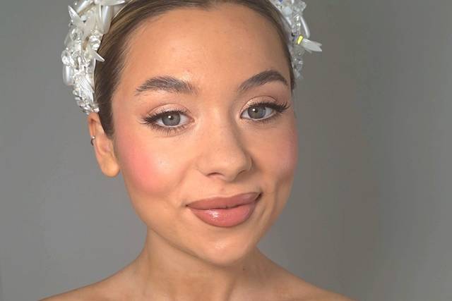 Signature Bridal soft glam