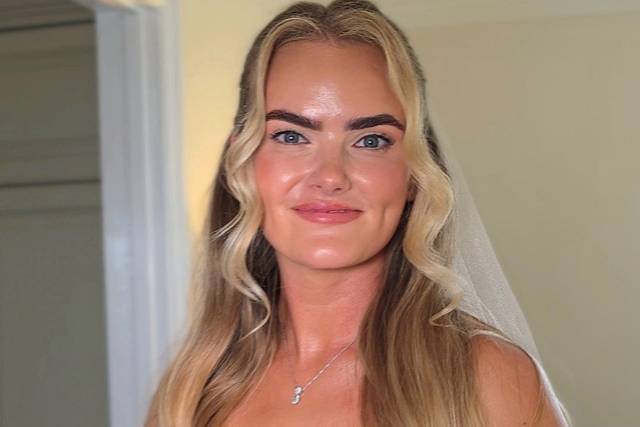 Classic Veil & Bridal Glow