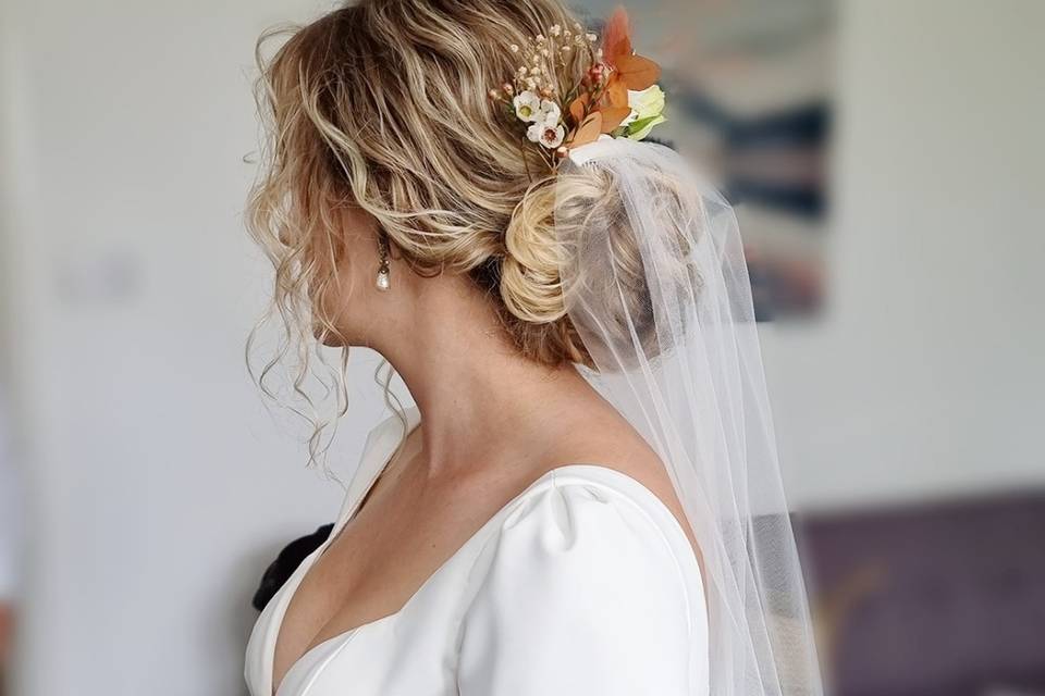 Bridal hairstyle