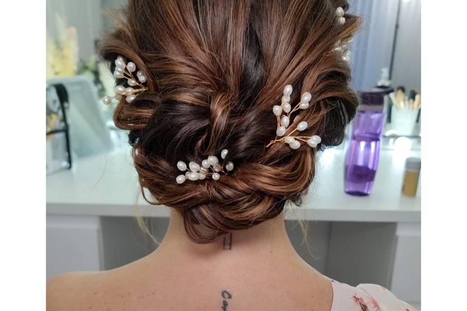 Beautiful Bride hairstyle