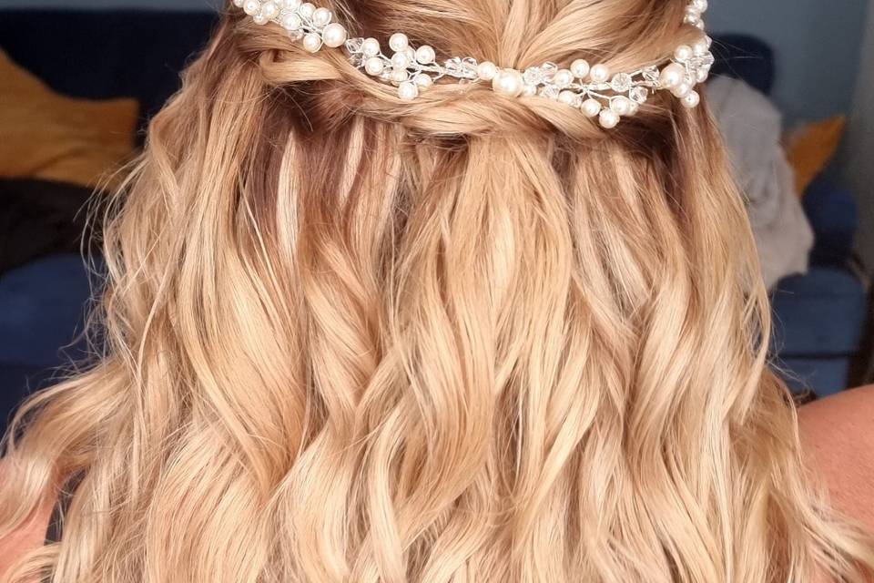 Bridal half down hairstyle