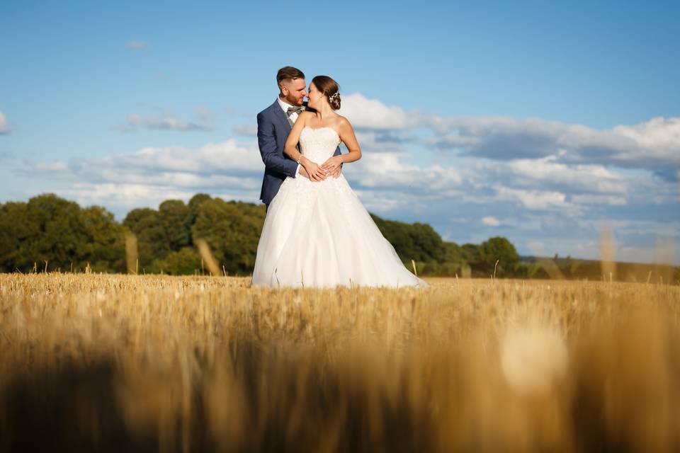 Couple photo in wheat field