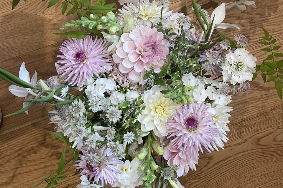 Bridal bouquet and posies