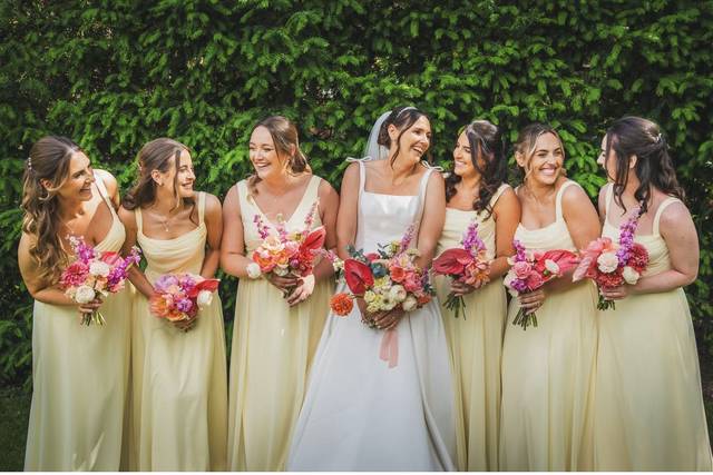 Bridal party bouquets
