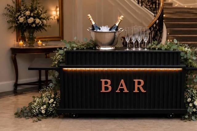Elegant cocktails