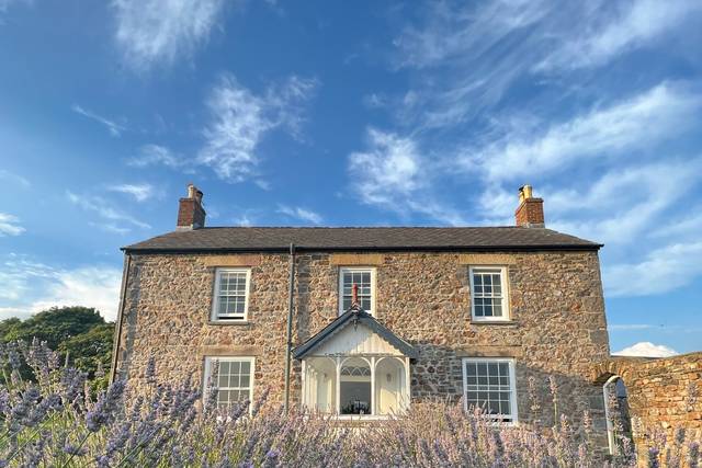 Georgian farmhouse🪻