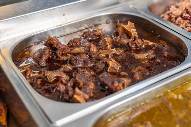 catering tray stew pork beef