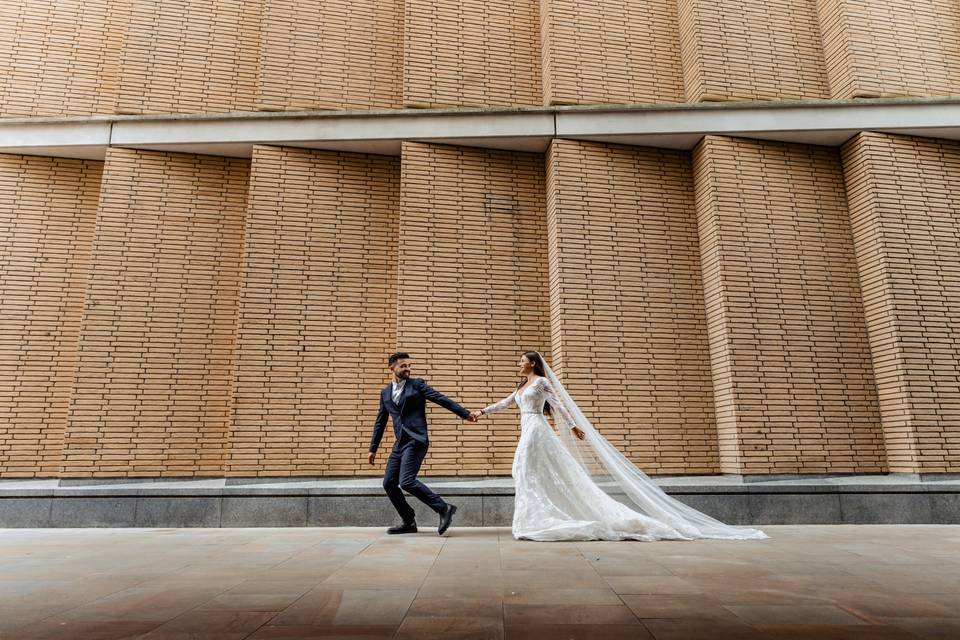Modern architectural wedding