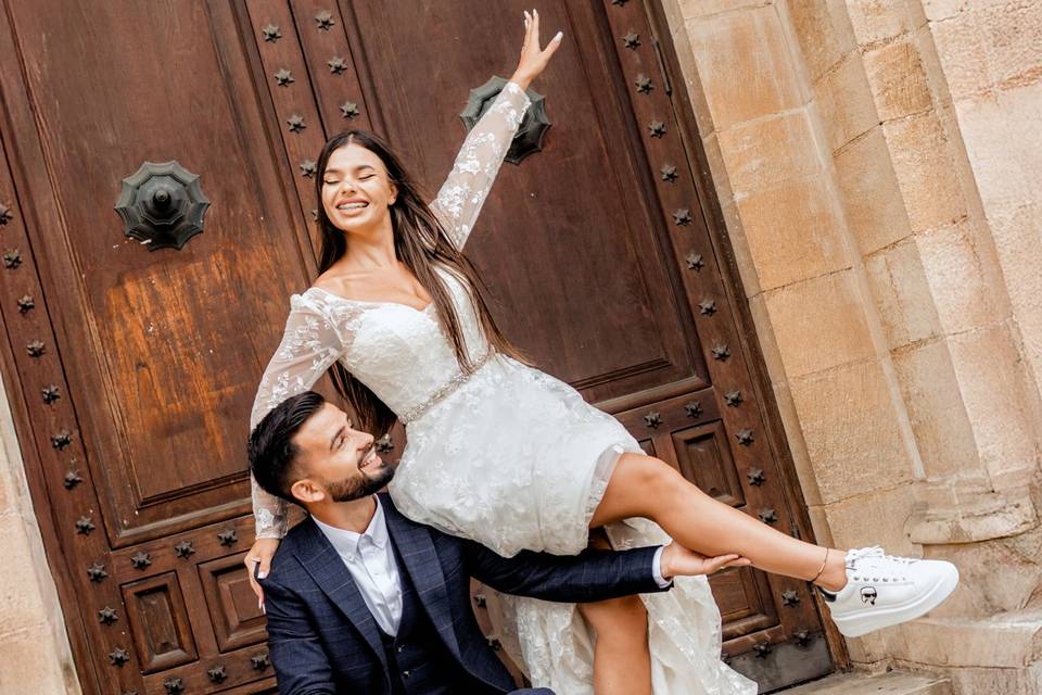 Fun wedding Calini Weddings