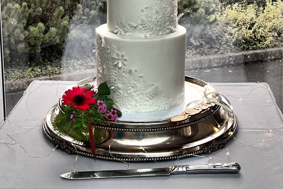 Boutique wedding cake