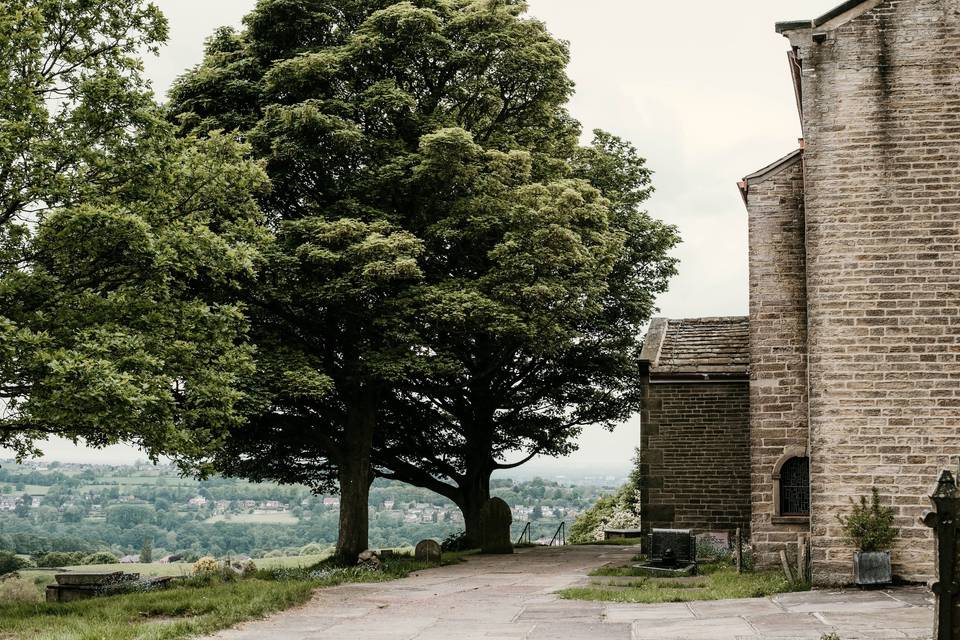 Cheshire wedding photographer - Mellor Parish Church